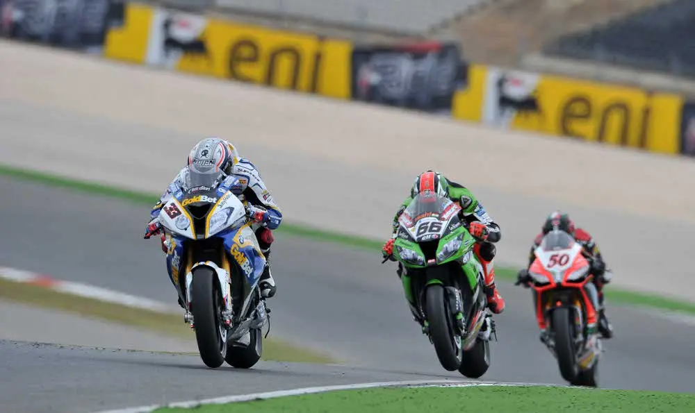WSBK: a Melandri gara 1, Aprilia domina in gara 2