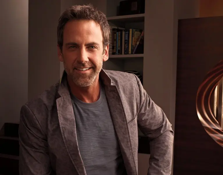 Carlos Ponce dal Disco di Platino a "Hollywood Heights-Vita da Popstar"