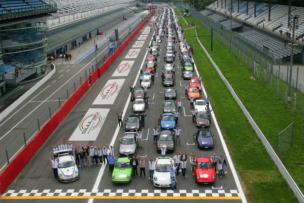 "50 Anni Porsche 911", grande successo per l’Italian Tour 