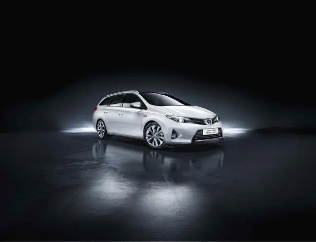 Auris Touring Sports, al via la produzione