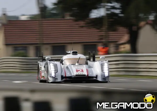 audi r18 e tron quattro 12