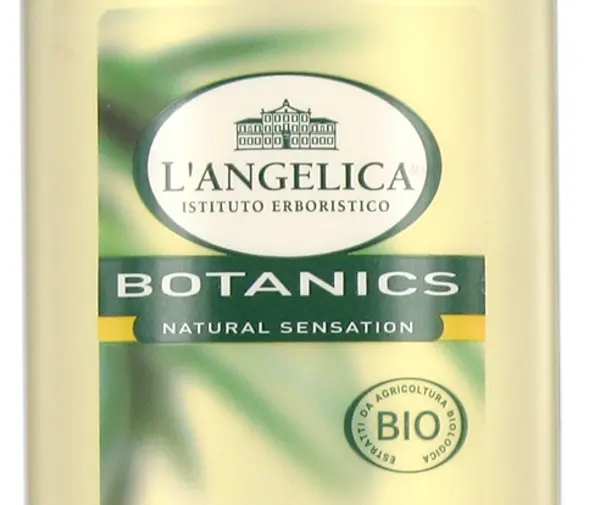 Bagnoschiuma e Shampoo Bio by L'Angelica, nutri i capelli e disseta la pelle 