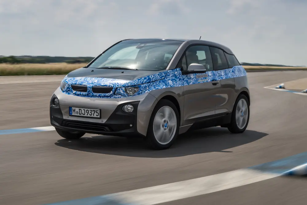 BMW i3 debutta in Italia il 30 luglio