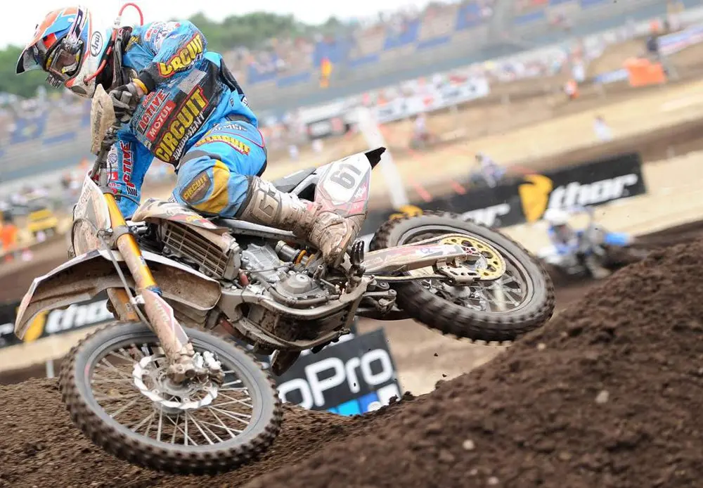 Mondiale Motocross, Brakke e Simpson continuano a raccogliere prestazioni di rilievo