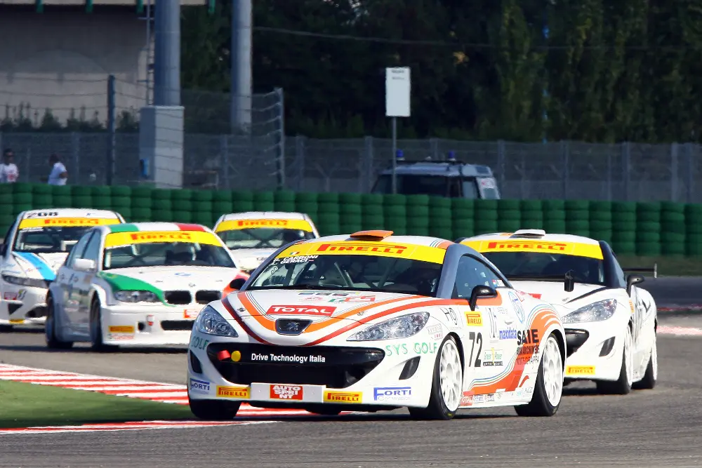 Peugeot RCZ Racing Cup Italia: Gianluca Carboni si riconferma al vertice a Misano 