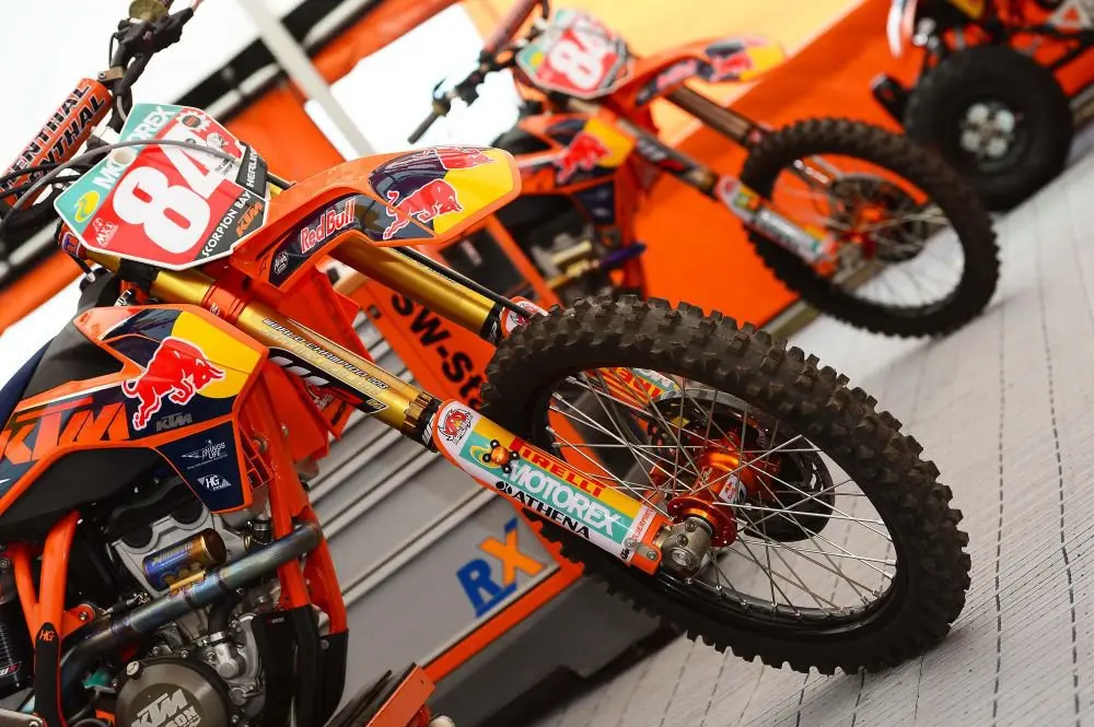 Mondiale Motocross 2013: i Pirelli Scorpion MX sono gli pneumatici dei campioni Cairoli e Herlings 