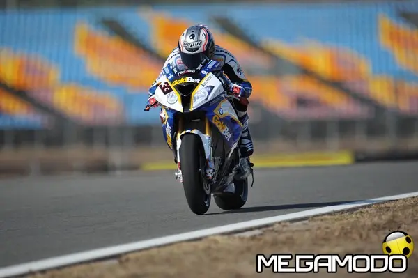 Mondiale Superbike: Melandri e Davies verso Laguna Seca