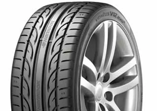 Hankook Ventus V12 evo2, lo pneumatico ad alte prestazioni per chi ama la guida sportiva