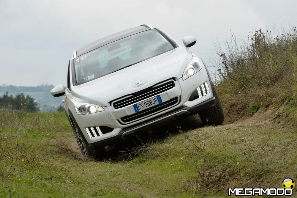 Peugeot Drive&Fun, a Vallelunga per testare alcuni modelli della casa francese