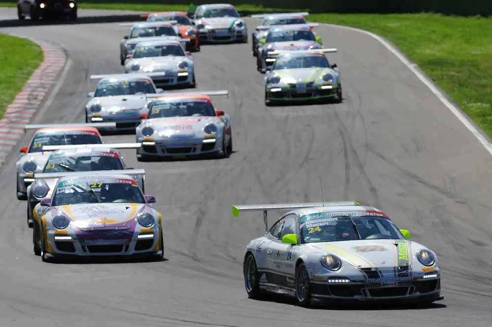 Targa Tricolore Porsche a Imola, si riapre la sfida per i titoli 2013  