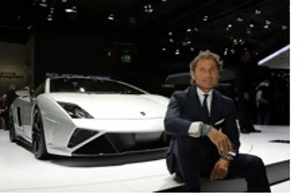 Lamborghini: 4 nuove aperture in tre continenti