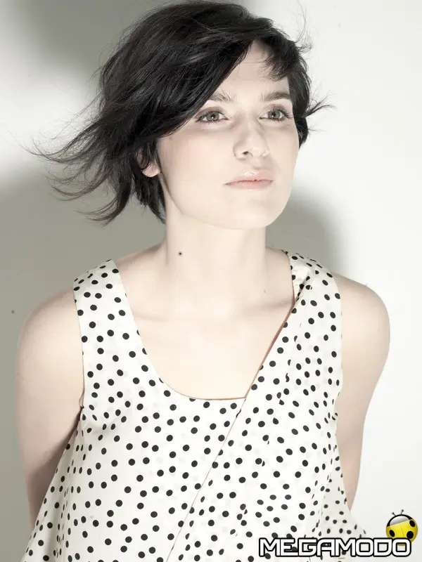 Erica Mou da domani in radio con “Dove cadono i fulmini”