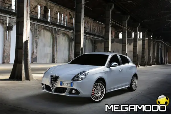 131021 ar giulietta my14 01