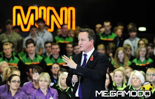 Il Primo Ministro David Cameron presenta il nuovo sistema di apprendistato del Regno Unito