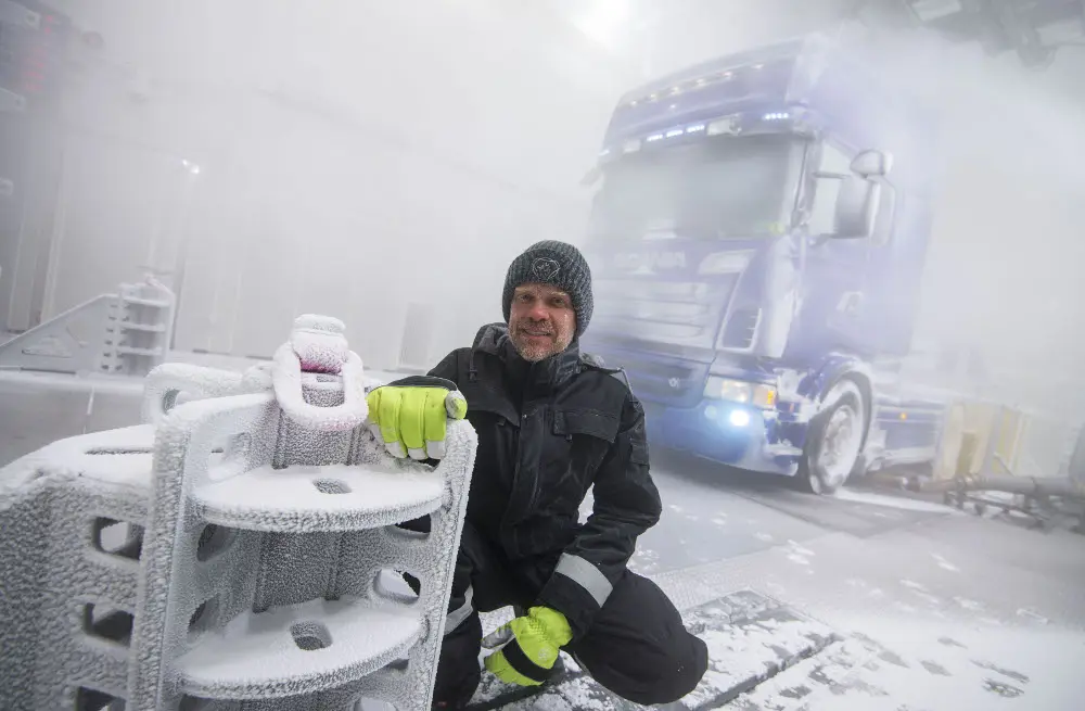 Scania inaugura la galleria del vento climatica