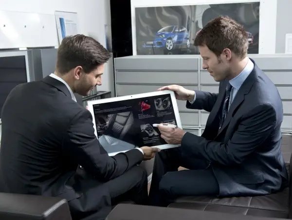 Panasonic Toughpad 4K UT-MB5, il tablet con display da 20 pollici e risoluzione 4K