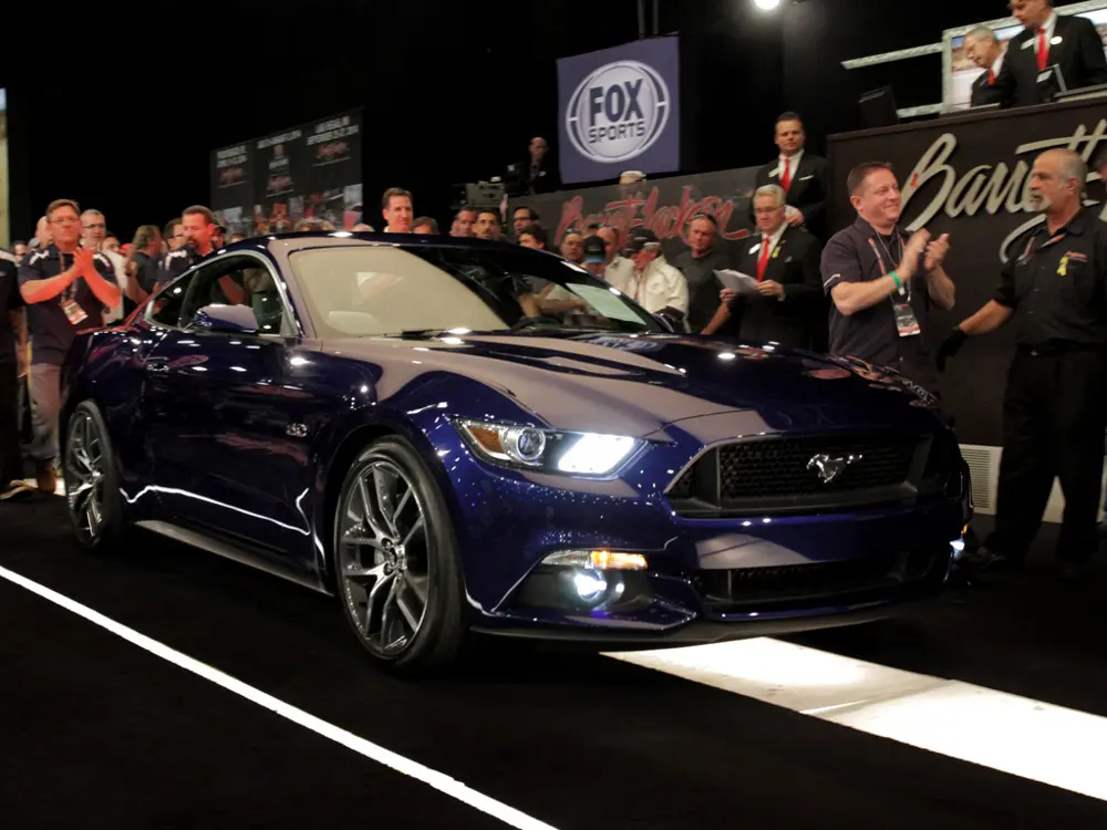 La prima Ford Mustang 2015 battuta all'asta a 300.000 dollari per la ricerca contro il diabete