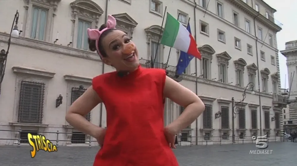 New entry a Striscia la notizia: Valeria Graci nei panni di Peppia Pig