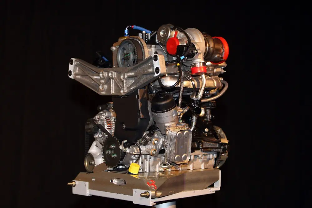 Formula 4, svelato a Modena il motore Abarth F4