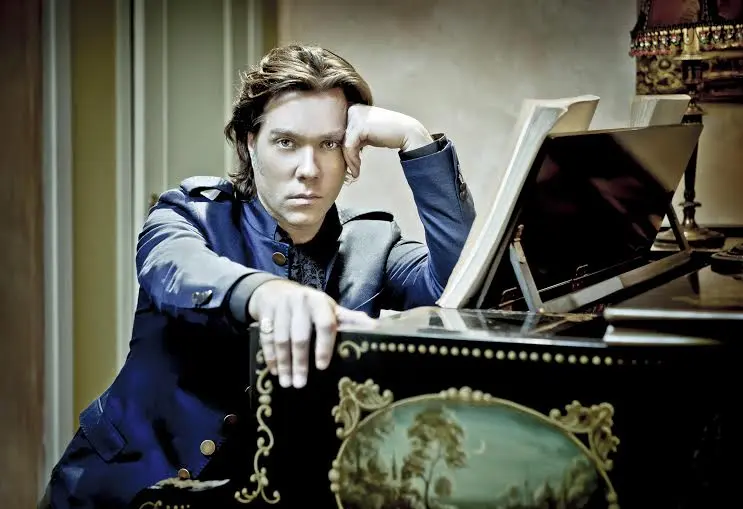 Rufus Wainwright, in uscita "Vibrate: The Best of"