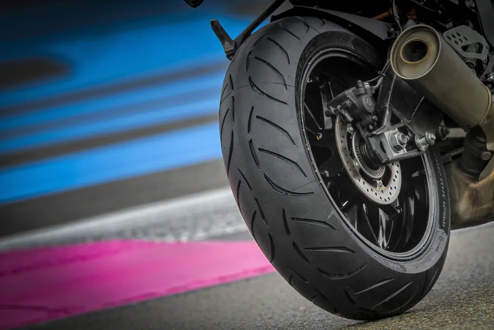 Sportec M7 RR, il nuovo pneumatico supersportivo di Metzeler