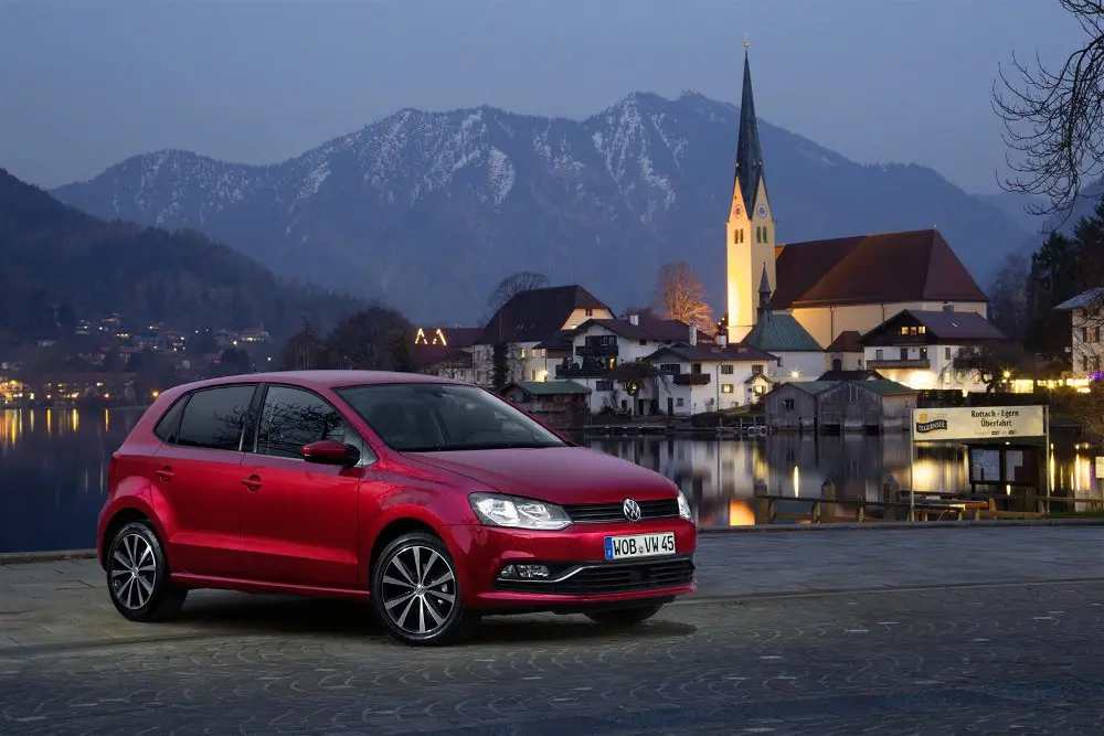 Nuova Volkswagen Polo: motori, sistemi elettronici, infotainment e design le novità principali
