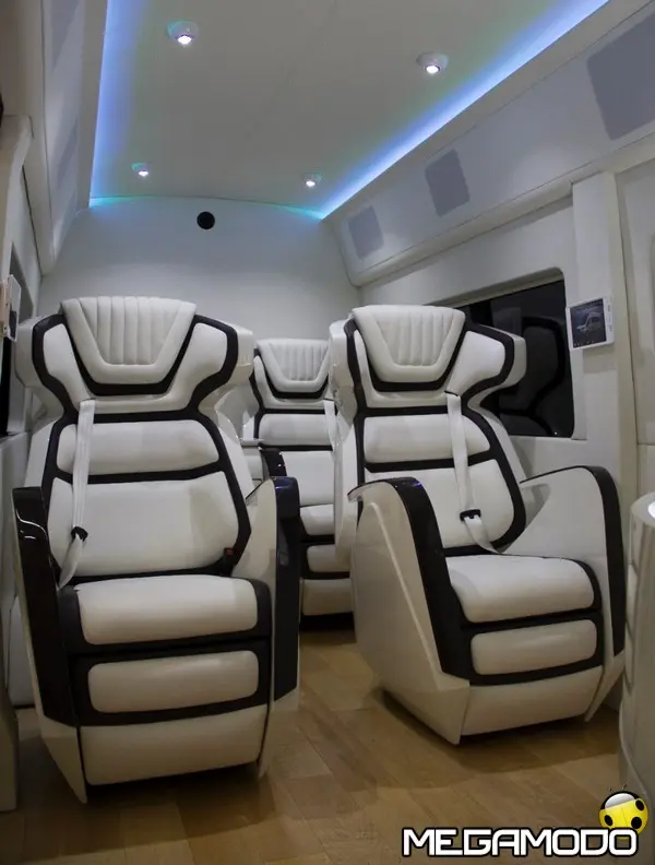 fordskylinertransitconceptinterior