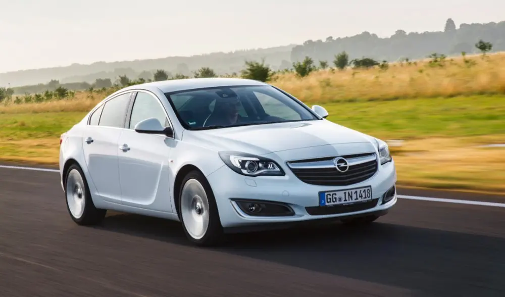 Opel: già 100.000 ordini per la nuova Insignia 
