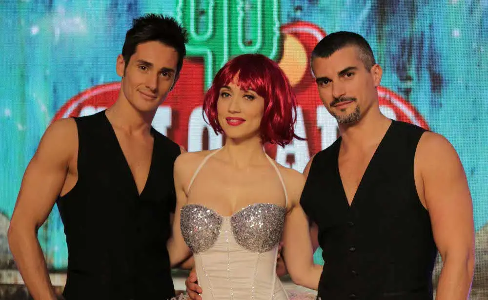 "Colorado": Chiara Francini si esibisce in un coinvolgente burlesque