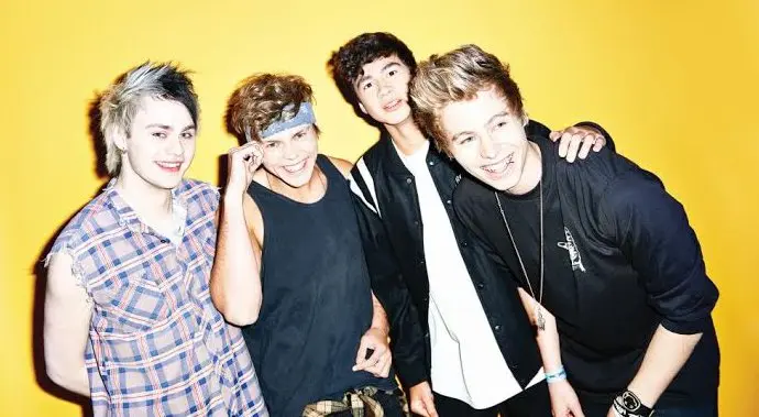 In uscita il 27 giugno il disco d'esordio dei 5 Seconds of Summer