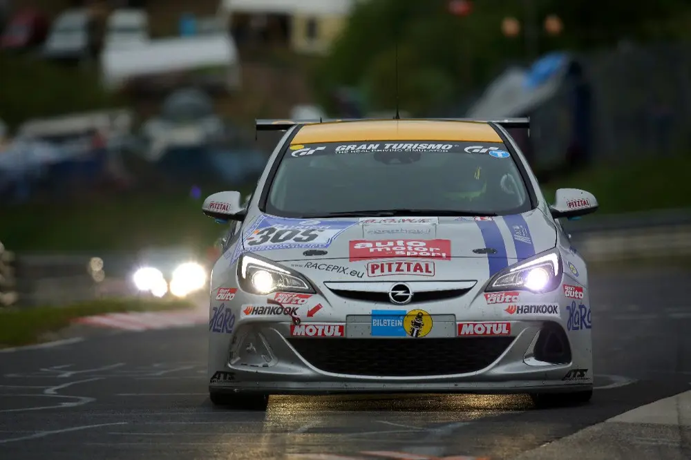 Opel Motorsport alla 42a 24 ore del Nürburgring