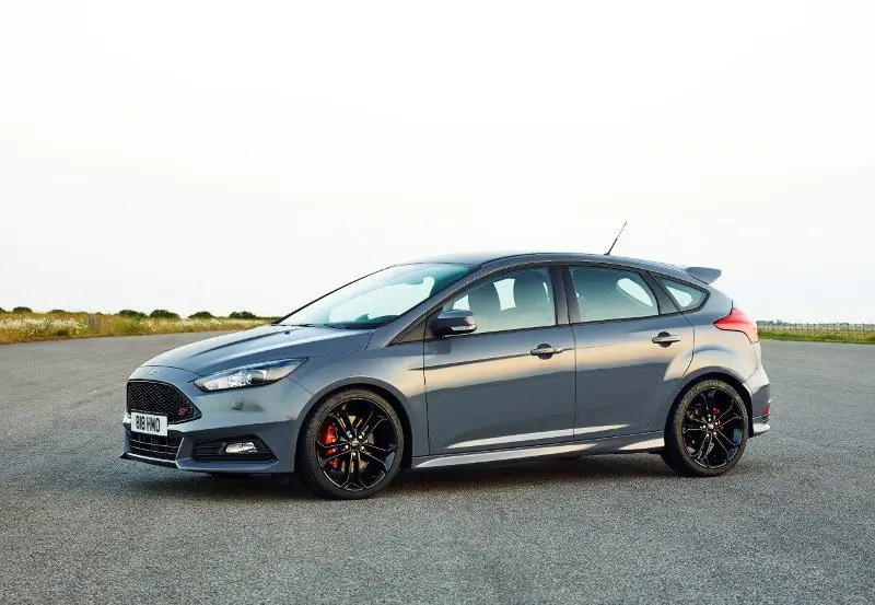 Ford svela la nuova Focus ST