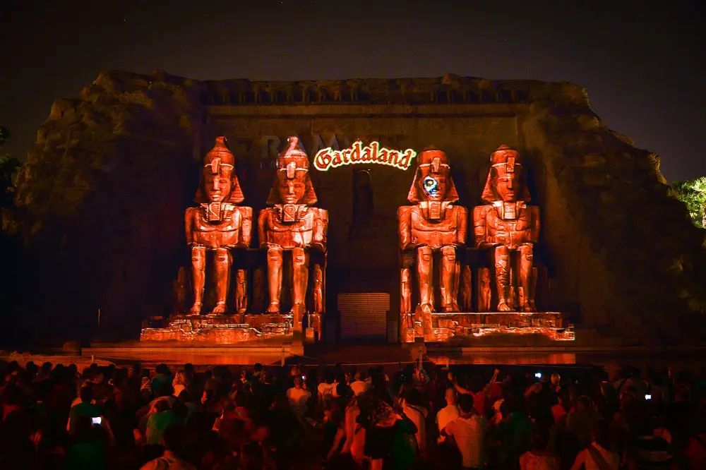 Notte Bianca a Gardaland con DJ-set, spettacoli e attrazioni by nigh