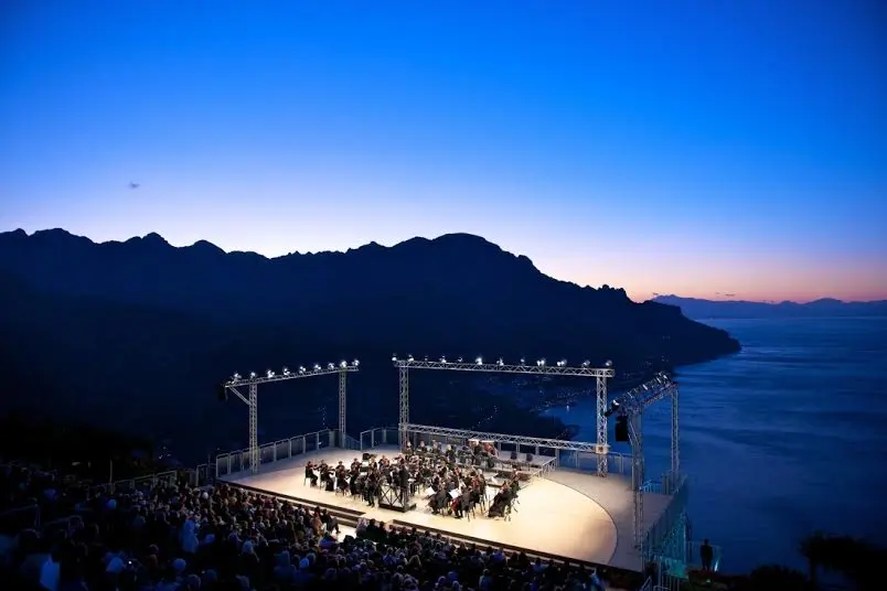 Claudio Abbado omaggiato dalle grandi orchestre del Ravello Festival in una serie di concerti imperdibili