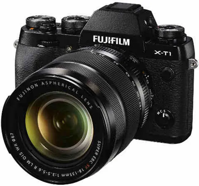 Obiettivo Fujifilm FUJINON XF18-135mm resistente alle intemperie