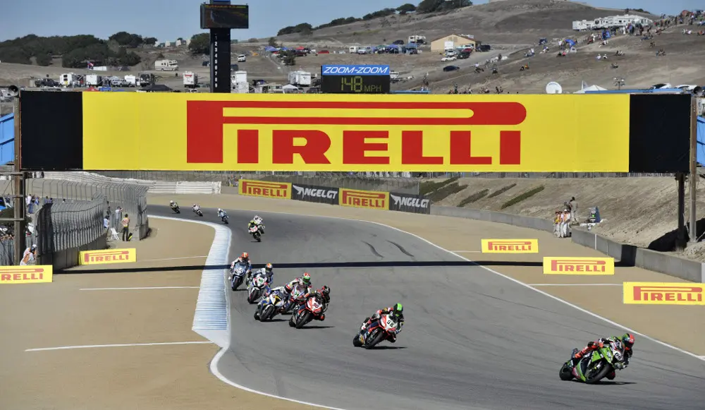 Gli pneumatici Pirelli Diablo Superbike pronti a scendere in pista a Laguna Seca 