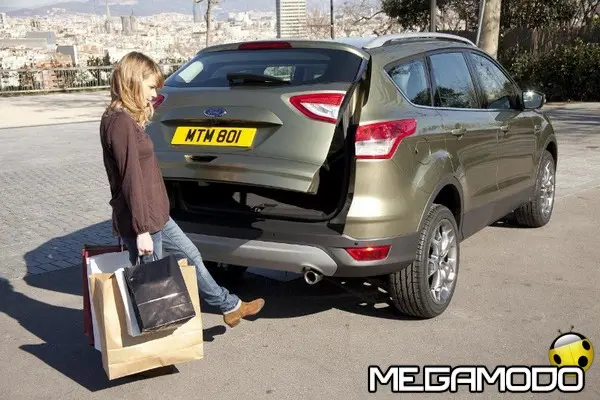 2013 ford kuga tailgate1