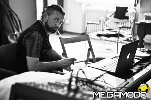 John De Leo torna sulle scene, il 7 ottobre, con il nuovo album di inediti "Il Grande Abarasse"