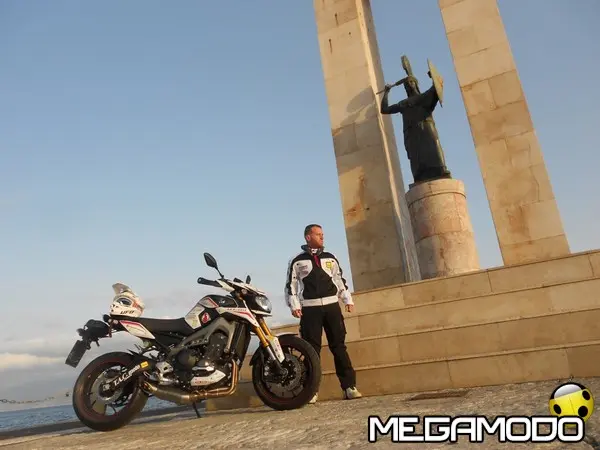 yamaha mt 09 street rally per latransiberiana