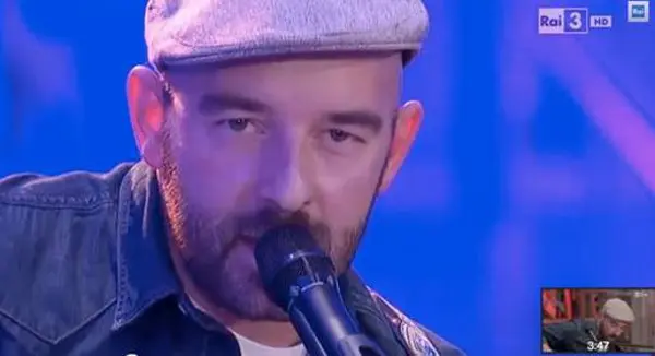 La rivelazione del rock-blues europeo Frankie Chavez torna in Italia con una serie di grandi concerti