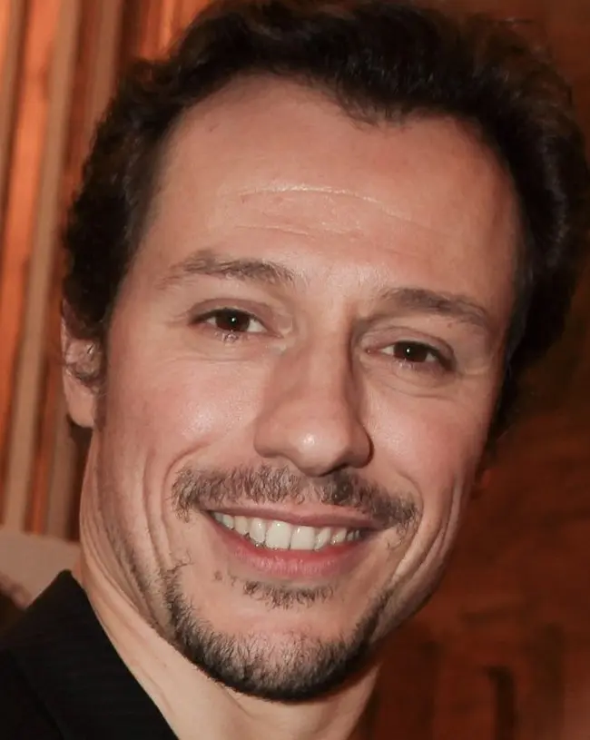 "Italian Race": Stefano Accorsi nel film sul mondo delle auto da corsa