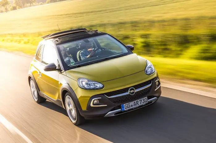 Nuovo Opel ADAM ROCKS per chi ama l’avventura all’aria aperta