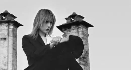 Kìmel: è disponibile in digital download e sulle piattaforme streaming "Distanti",il nuovo singolo