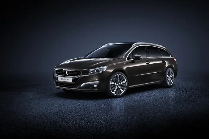 Aperitivo in concerto con Peugeot 508 SW 