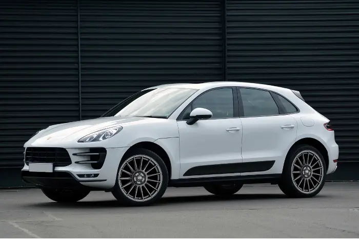 Quattro ruote OZ Racing per Porsche Macan
