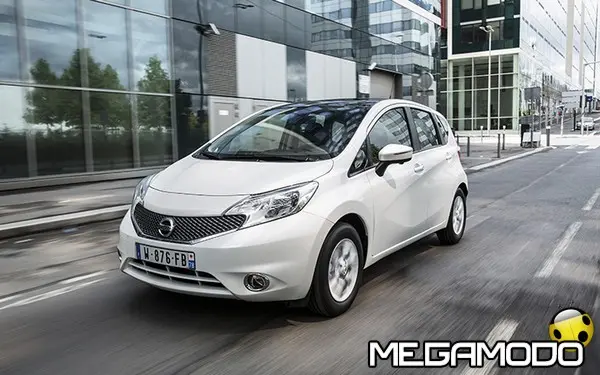 nissan note city road