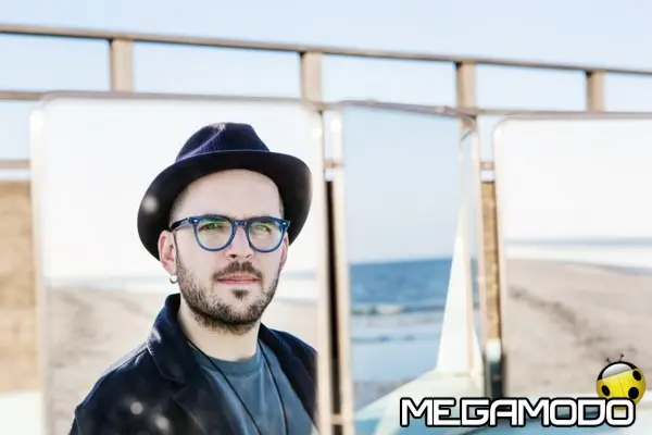 Paolo Simoni: al via stasera il "Voce e Piano-Club Tour" dall'Acqua Cheta di Tremezzo 