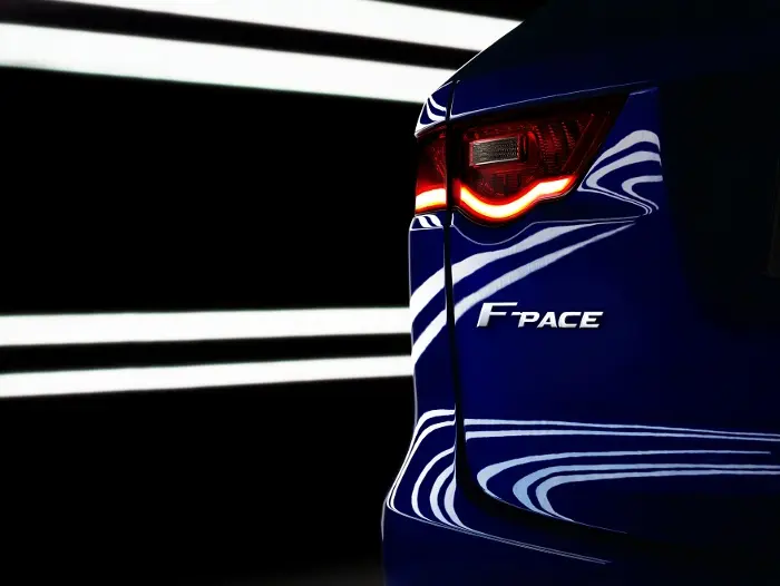 Jaguar F-Pace: il crossover sportivo in arrivo nel 2016