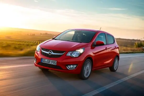 Opel con OnStar, KARL e Corsa OPC apre la strada al futuro