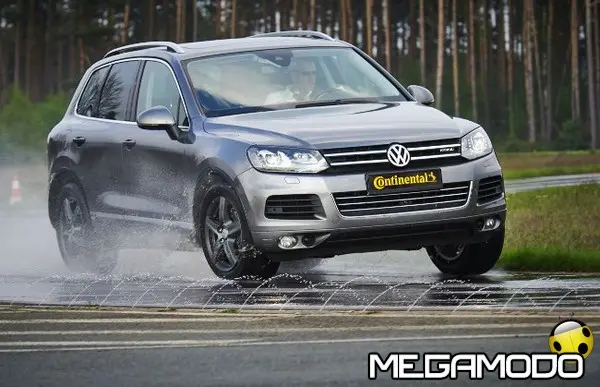 conti 1404 7417 9843 red